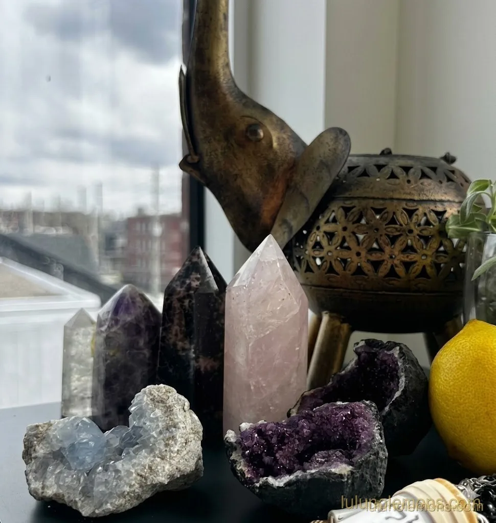 Reiki energy healing session in Ottawa